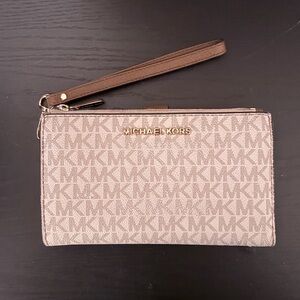 Michael kors jet set travel bouble zip snap wallet brown saffinano leather